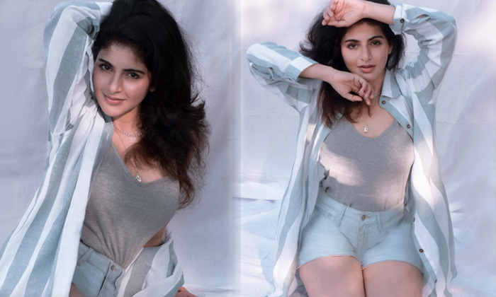 Malayalam Actress Iswarya Menon Gorgeous Images  - Actressiswarya Iswaryamenon High Resolution Photo