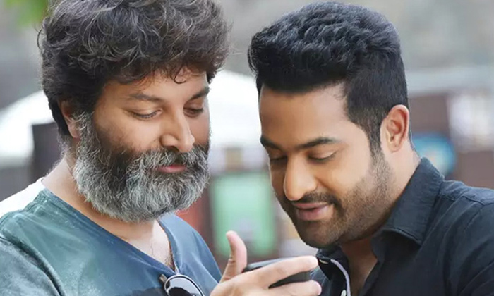  Ntr, Trivikram, Tollywood, Ntr30, Two Biggies Offer To Ntr30 Movie Overseas Righ-TeluguStop.com