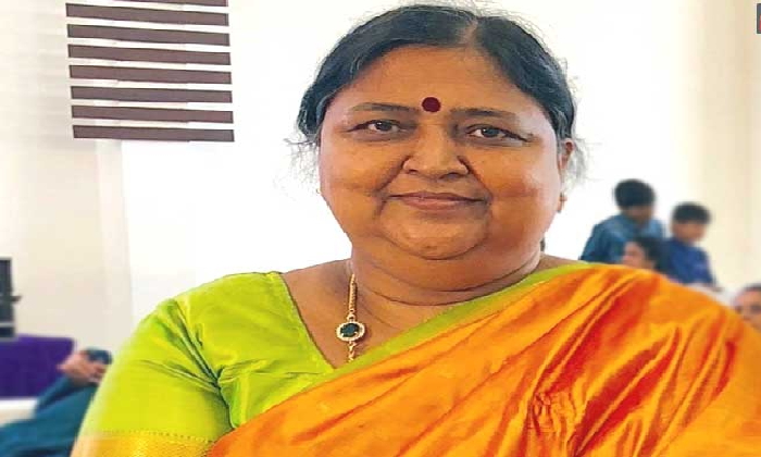 Dr. Panabaka Lakshmi Politicians