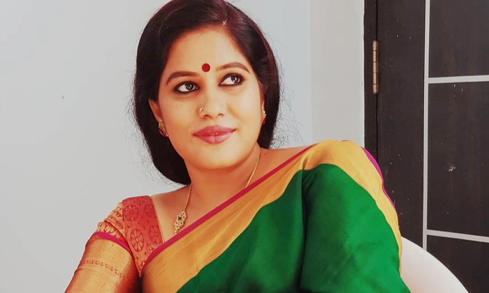  Telugu Character Artist Vs Roopa Lakshmi About Her Family Struggles, Telugu Char-TeluguStop.com