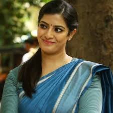  Varalakshmi Sarathkumar To Play A Key Role In Jr Ntr- Trivikram Movie.-TeluguStop.com