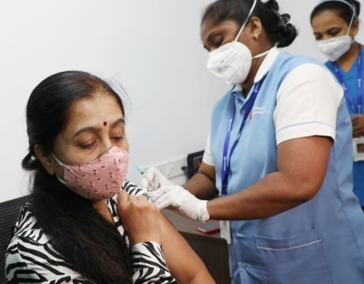  Active Covid Cases Continue To Resurge In Andhra-TeluguStop.com