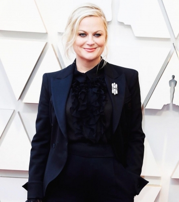  Amy Poehler: Mothers Get Flattened Out In Films-TeluguStop.com