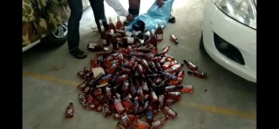  Bihar Police Arrest Two Liquor Smugglers From Jharkhand-TeluguStop.com