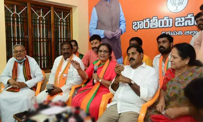 Telugu Jagan, Janasena, Pawan Kalyan, Ratna Prabha, Somu Veerrajau, Suneel Deodh