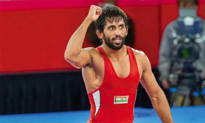  Indian Star Wrestler Bhajrang Poonia Got World Number One Rank In Wrestling , In-TeluguStop.com