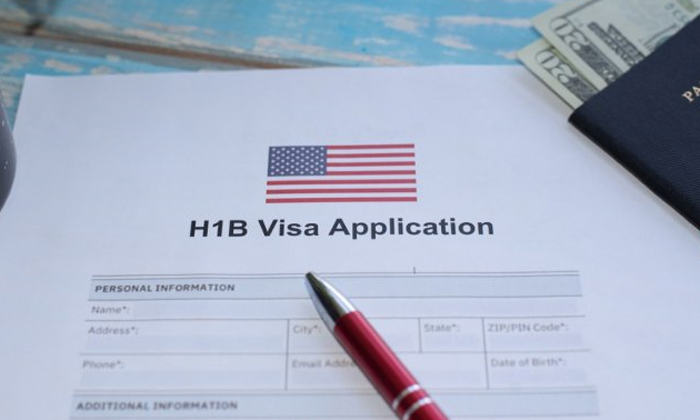  H-1b: Three Republicans Bring Legislation In Congress To End Allure Of Cheap For-TeluguStop.com