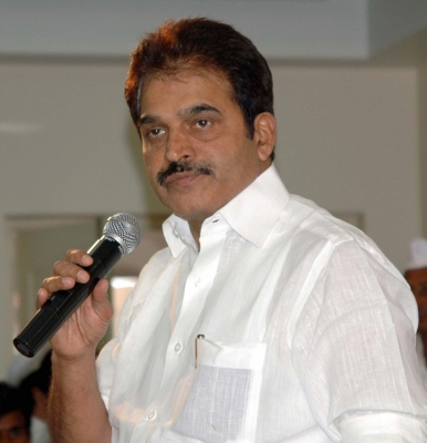  K.c. Venugopal Stresses On Need To Fight To Save Democracy-TeluguStop.com