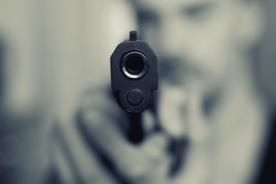  Man Shoots Wife For Objecting To His Drinking-TeluguStop.com