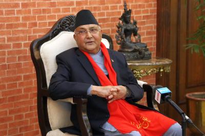  Nepal Pm Gets Vaccinated-TeluguStop.com