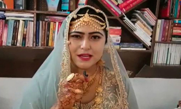  Viral Video Of Bride Asked Books As Haq Mehr From Husband, Bride, Books, Kanyash-TeluguStop.com