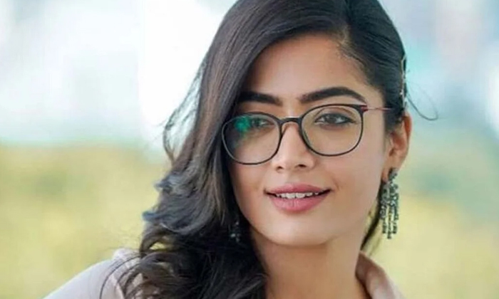  Rashi-about-memories Rashmika Mandanna, Samantha Akkineni, Tollywood, Sukumar,pu-TeluguStop.com