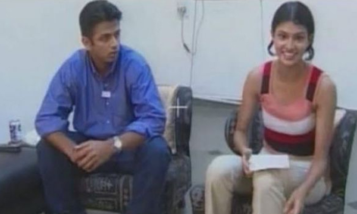  He Young Woman Who Locked Rahul Dravid In The Room Because Rahul Dravid, Women J-TeluguStop.com