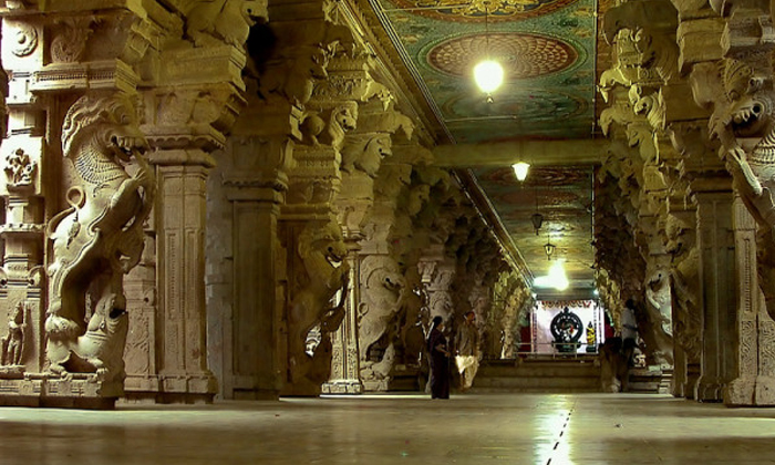 Telugu Pillars Temple, Pradikshanas, Kakatiya, Parameshwara, Pooja, Rudreshwarudu, Shivalingam, Warangal-Telugu Bhakthi
