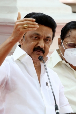  Wary Of Cong Leaders Jumping Fence, Dmk Reduces Its Seats-TeluguStop.com