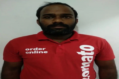  Zomato Delivery Executive Who Mugged Bengaluru Model Arrested (ld)-TeluguStop.com