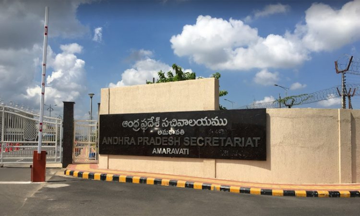  Four Employees In Ap Secretariat Died Due To Corona In The Last 3 Days !!-TeluguStop.com