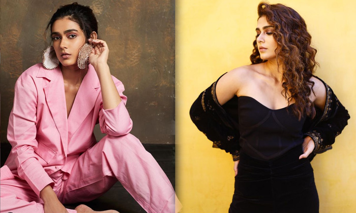 Actress Aakanksha Singh Trendy Clicks  - Aakanksha Singh Aakankshasingh High Resolution Photo