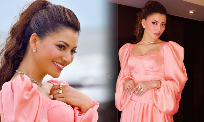 Actress Urvashi Rautela Glamorous Images Sweeping The Internet-telugu Actress Photos Actress Urvashi Rautela Glamorous I High Resolution Photo