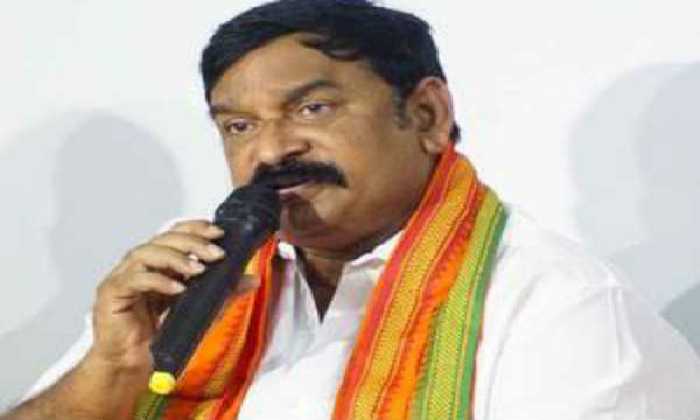  Remove Gst On Medicines For 3 Months: Ap-bjp Leader Vishnu Kumar Raju-TeluguStop.com