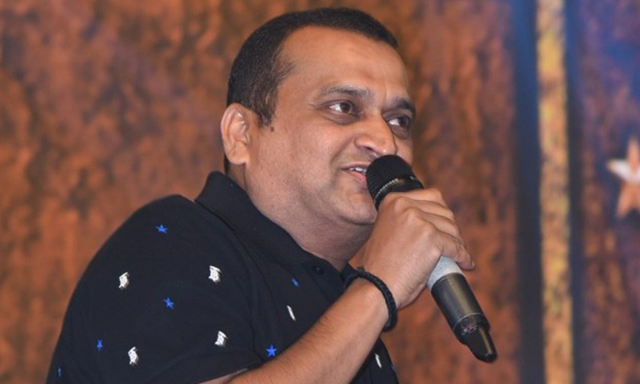  Bandla Ganesh Out Of Icu-TeluguStop.com