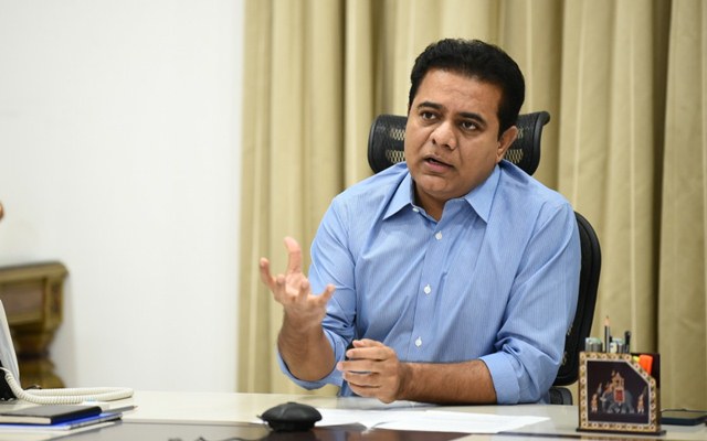  Hyderabad, Ghmc, Zonal Commissioners, Ktr, Serious-TeluguStop.com