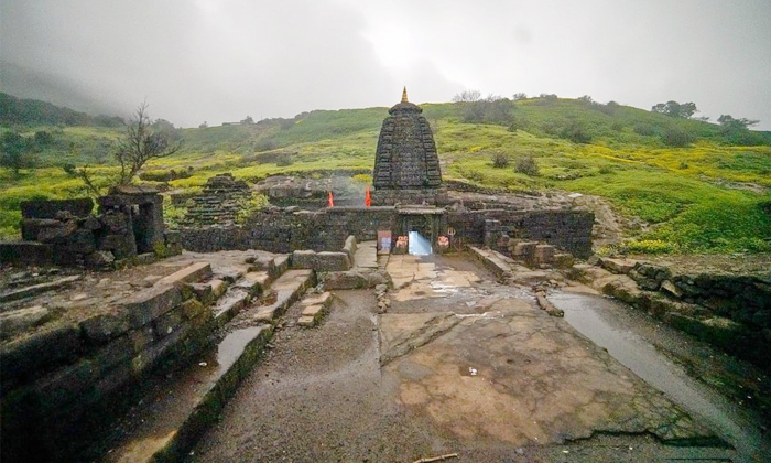  Mystery Of Dooms Day Kedareshwar Temple In Harishchandragad ,kedareshwar Temple,-TeluguStop.com