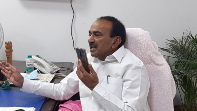  Telangana Health Minister Reviews Covid Preparedness Amid Surge-TeluguStop.com