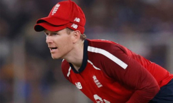  Why Eoin Morgan Wearing Two Caps In Cricket Match , Two Caps, Reason, Wear, Vira-TeluguStop.com