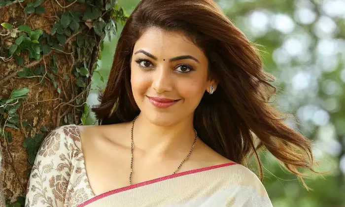  Tollywood Actress Kajal Agarwal Interested In Hair Styling, 2 Crore Rupees, Hai-TeluguStop.com