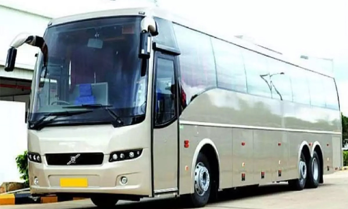  880 Private Buses In Ap Stopped Due To Covid Cases , Ap, Corona Effect, 880 Priv-TeluguStop.com