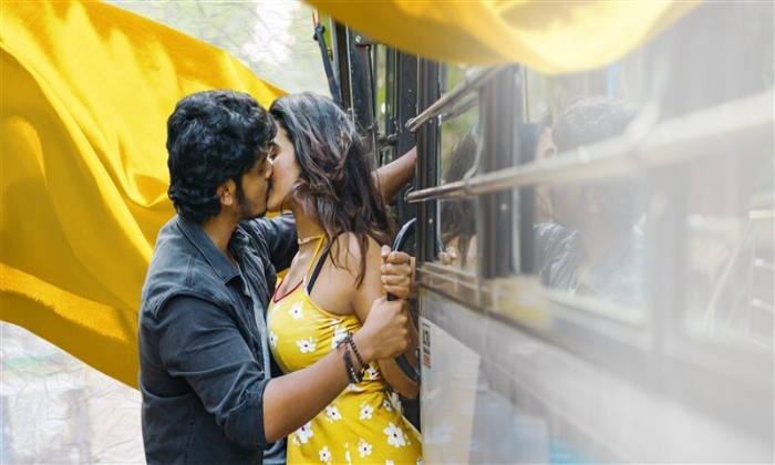  Akash Puri Romantic Movie Gets Good Price From Netflix, Tollywood, Puri Jagannad-TeluguStop.com