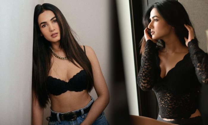 Bollywood Actress Sonal Chauhan Awesome Photoshoot-telugu Actress Photos Bollywood Actress Sonal Chauhan Awesome Photosh High Resolution Photo