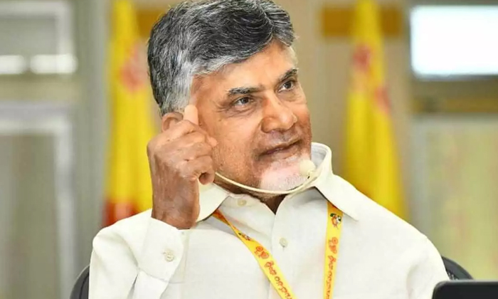  Chandrababu Is Happy With The Rss Promoting Nitin Gadkari As An Alternative To M-TeluguStop.com