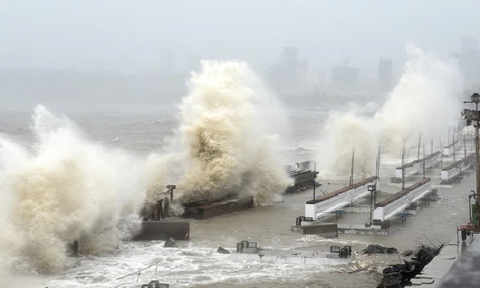  Heavy Rains In Some Parts Of Telangana!-TeluguStop.com