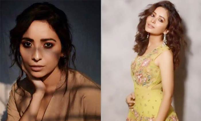  If Overexposure Should Be Done After Vaccination Heroine Asha Negi Satire, Actre-TeluguStop.com