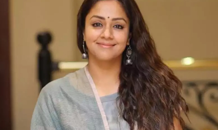 Telugu Jayaprada, Jyothika, Laya, Payal Rajputh, Ramyakrishna, Rasi, Simran, Sri