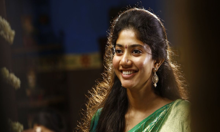  Sai Pallavi Rejected 5 Movies Within Three Years, Tollywood, Kollywood, Love Sto-TeluguStop.com