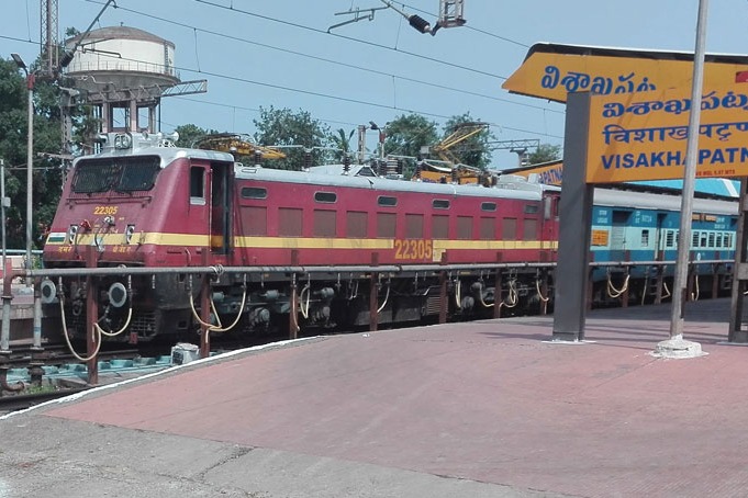  South Central Railway, Cancelled, Six Trains, Ap, Telangana-TeluguStop.com