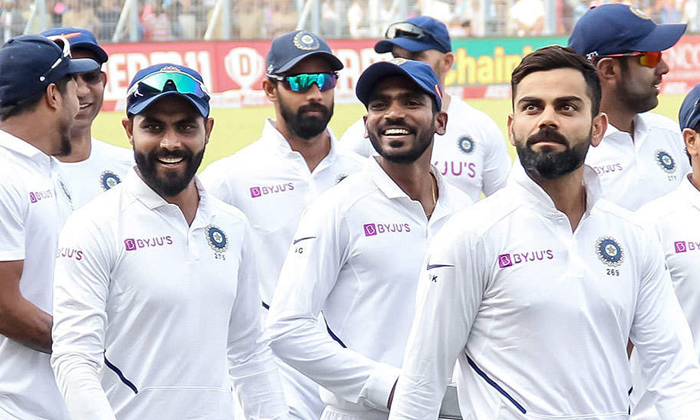  Team India Cricketers Second Dose Vaccine Arranged In England , Team India Crick-TeluguStop.com