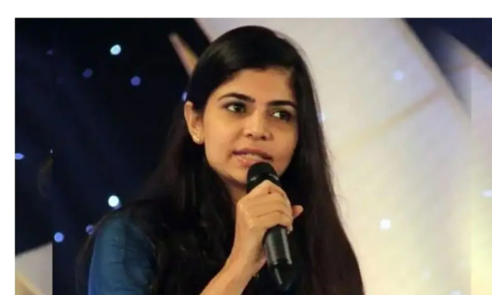 Telugu Chinmayi, Netizen Reply-Movie