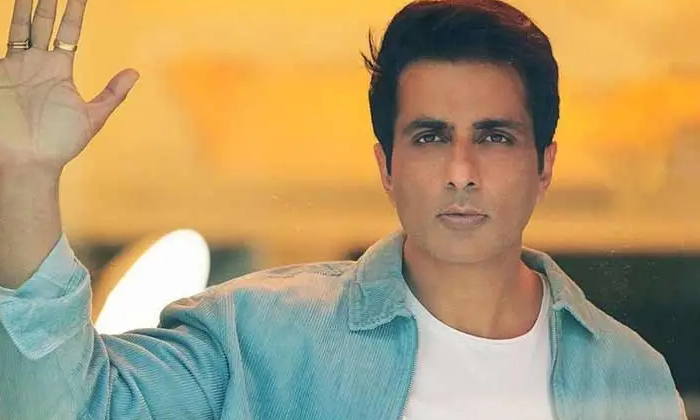  Real Hero Sonusood Responds About His Funds For Foundation, Sonu Sood, Covid 19,-TeluguStop.com