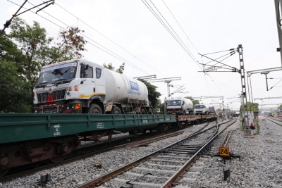  Second Oxygen Express Returns To Hyderabad From Odisha-TeluguStop.com