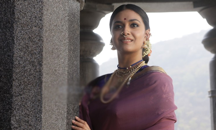  Keerthi Suresh New Look Marakkar Goes Viral Keerthy Suresh, Tollywood, Marakkar-TeluguStop.com