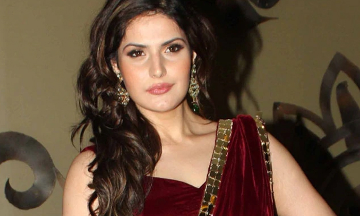  Cant Could Not Tolerate Those Comments Zareen Khan , Comments, Katrina Kaif, Bol-TeluguStop.com