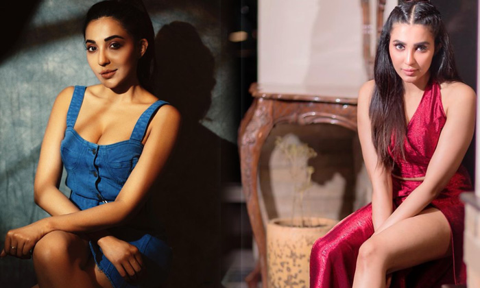 Bollywood Actress Parvati Nair Latest Romantic Clicks-telugu Trending Latest News Updates Bollywood Actress Parvati Nair High Resolution Photo