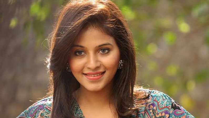  Did Anjali Get Less Offers Due To That Mistake, Anjali, Mistake, Tollywood, Less-TeluguStop.com
