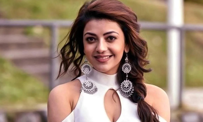 Telugu Ajay Devagan, Bollywood, Kajal Aggarwal, Kajal Agrawal, Khaidi Hindi, Tol