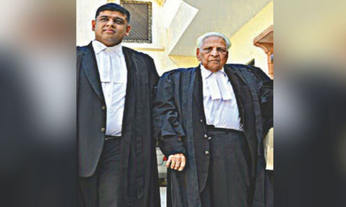  Hundred Years Completed Lawyer Still Hearing Cases, Lawyer, Cm, Chief Justice, 1-TeluguStop.com