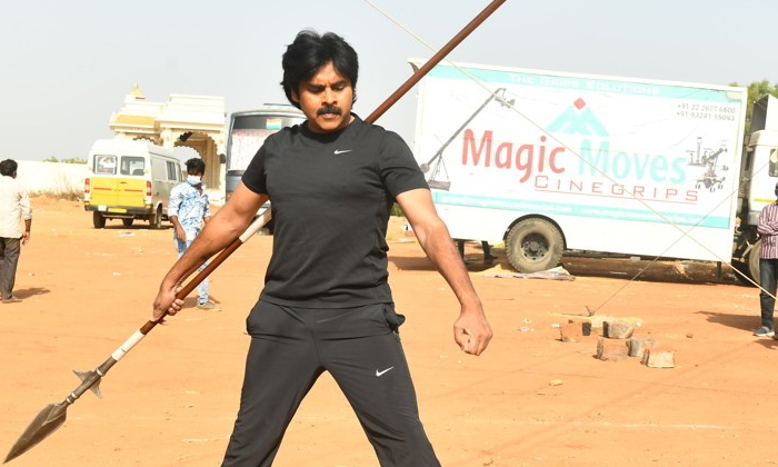  Pawan Kalyan Triple Role In Harihara Veeramallu, Pawan Kalyan, Harihara Veeramal-TeluguStop.com